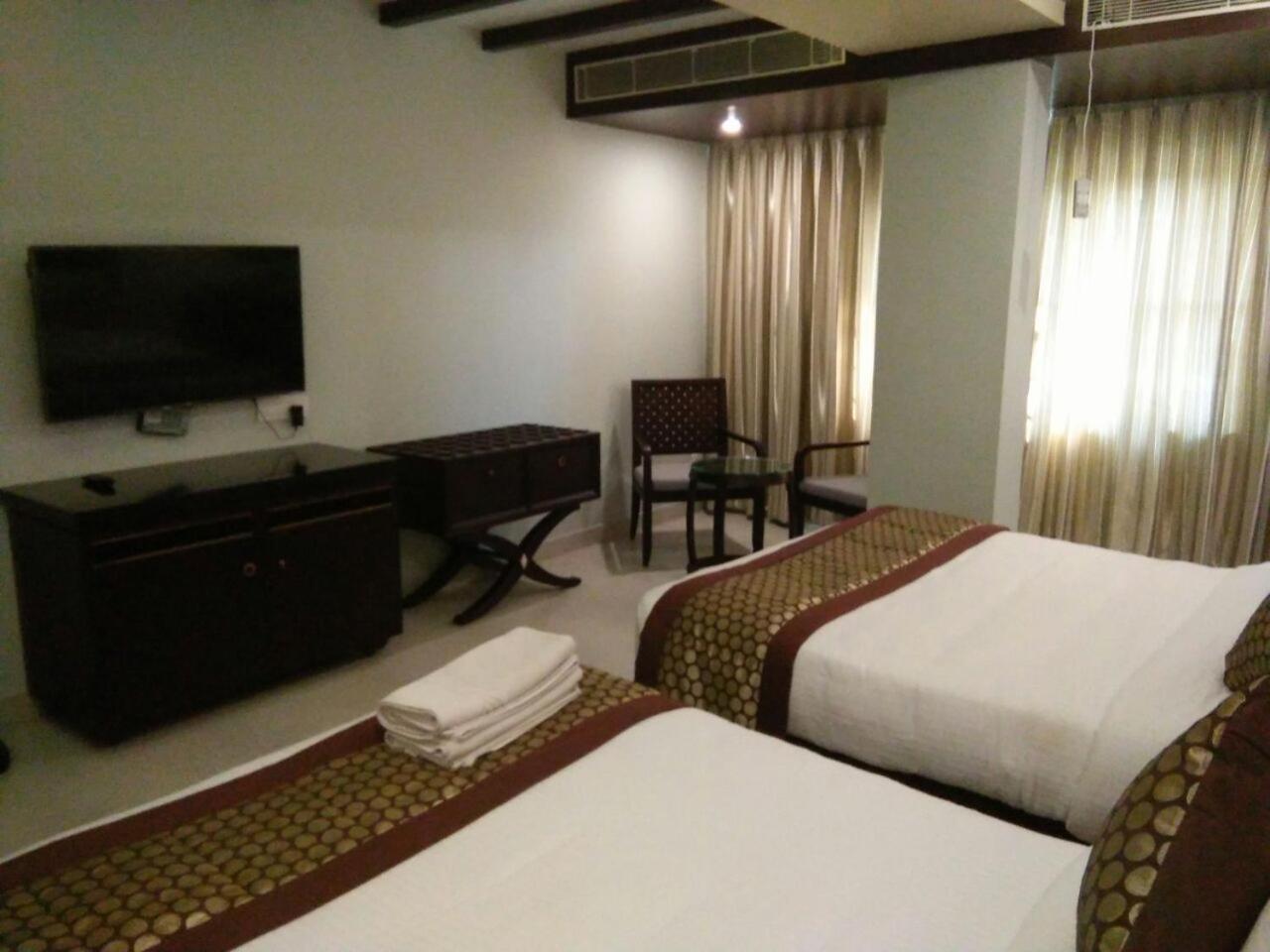 פורי Pride Ananya Resorts מראה חיצוני תמונה